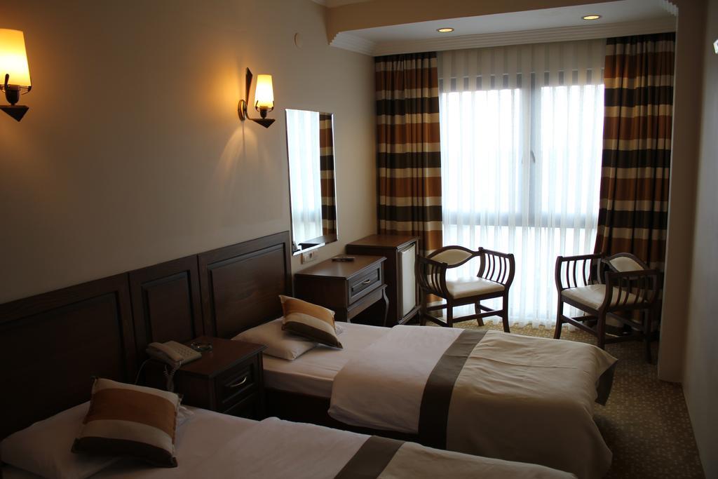Reis Hotel ซิน็อป ภายนอก รูปภาพ
