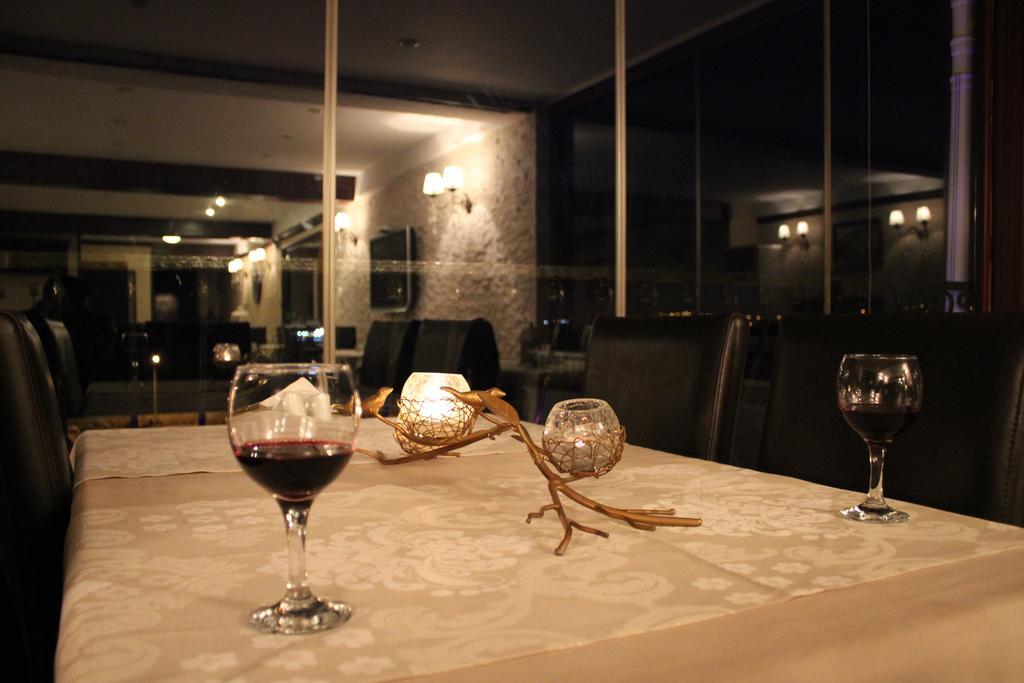 Reis Hotel ซิน็อป ภายนอก รูปภาพ
